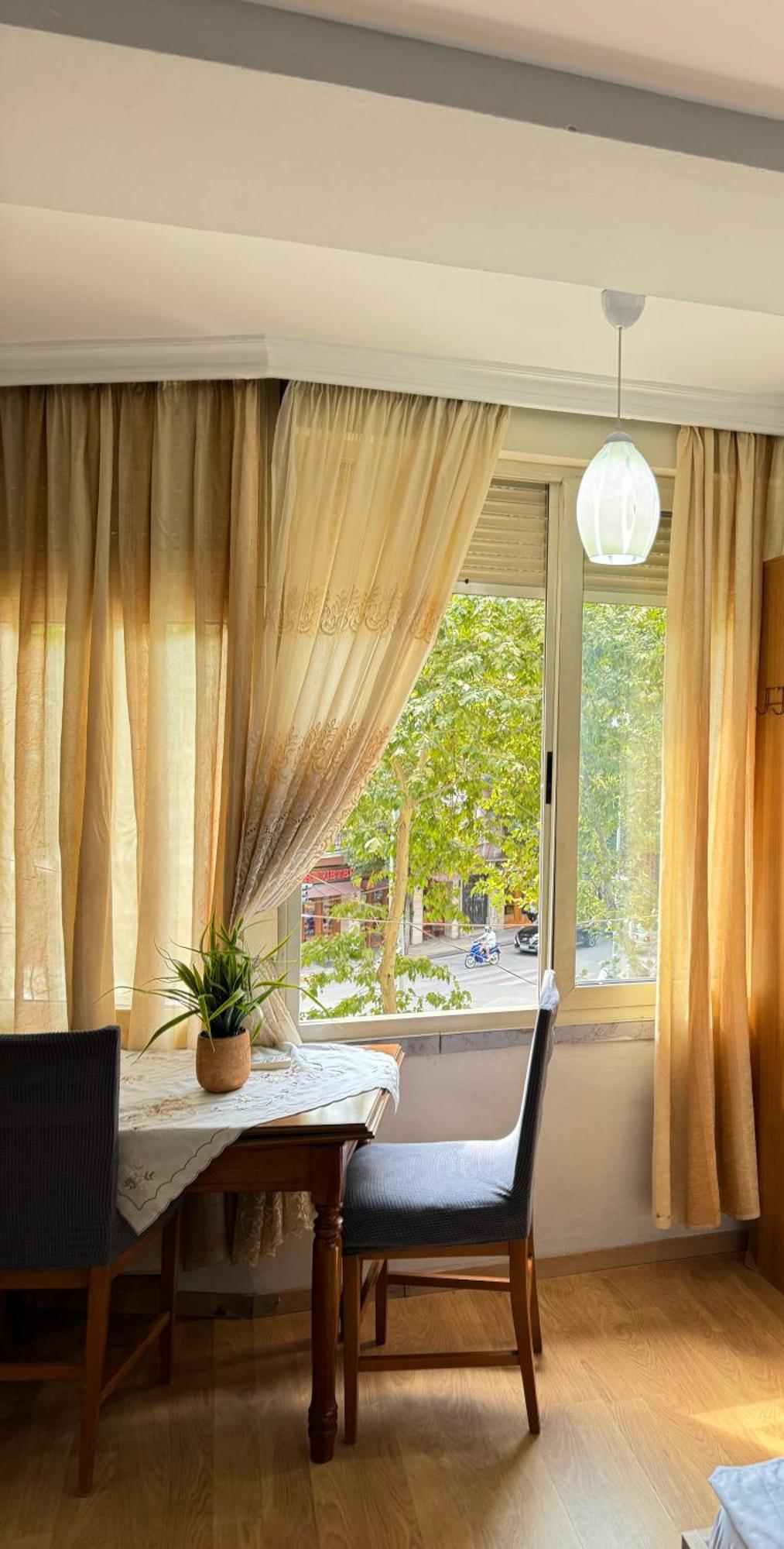 Tirana Centre Lions Gate 9 Apartment Ngoại thất bức ảnh